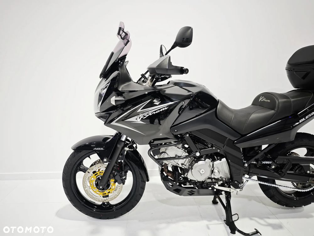 Suzuki V-STROM - 15