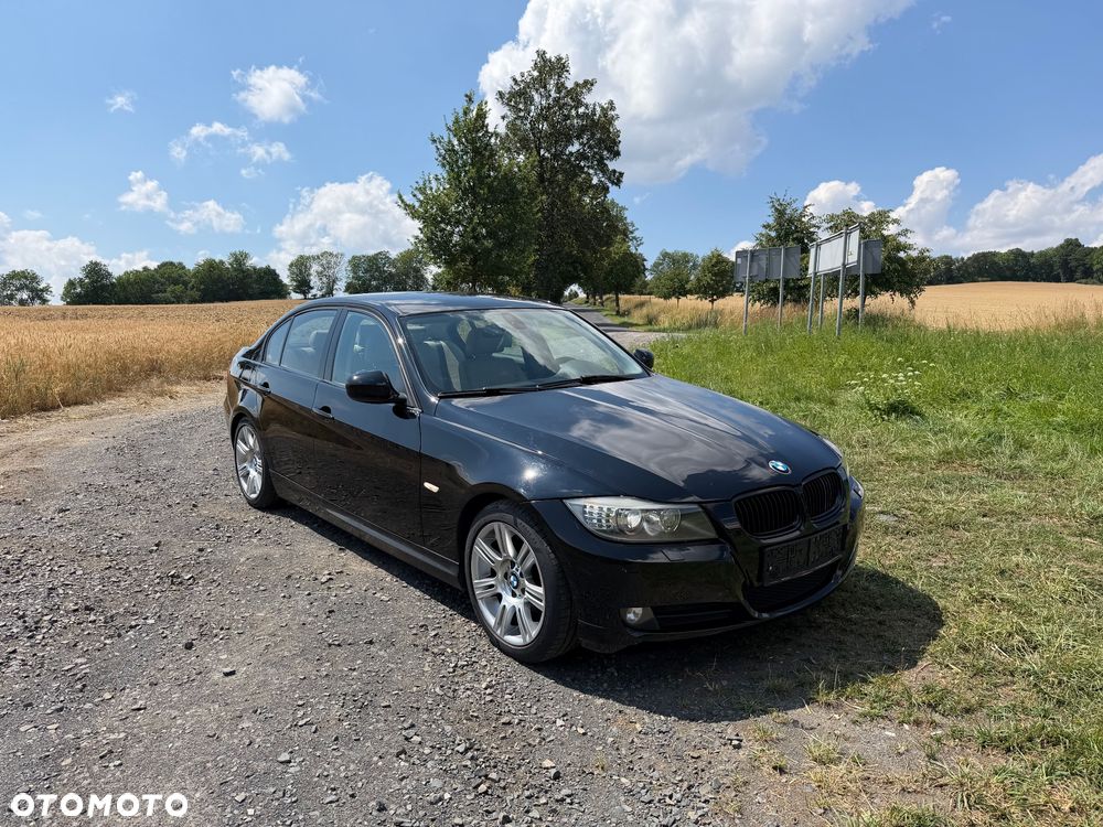 BMW Seria 3 318d DPF - 1