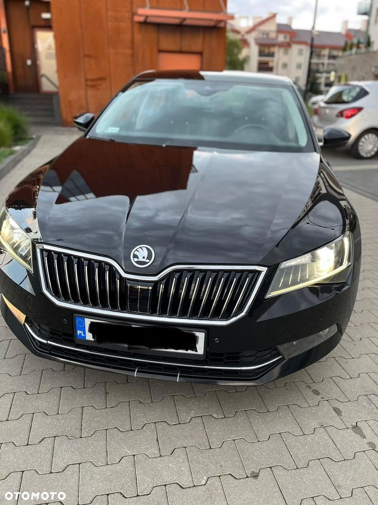 Skoda Superb 2.0 TDI Ambition DSG - 10