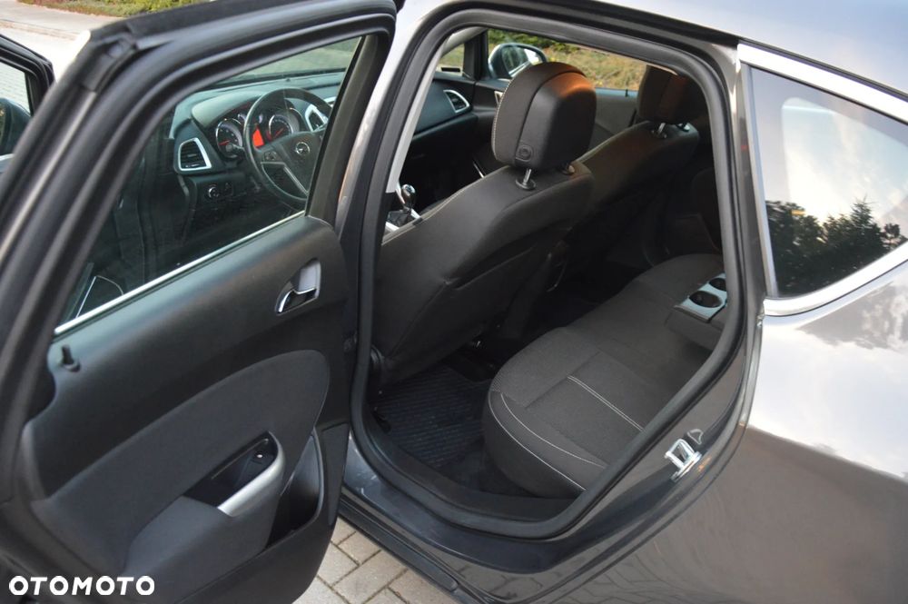 Opel Astra 1.6 Turbo Sport - 16