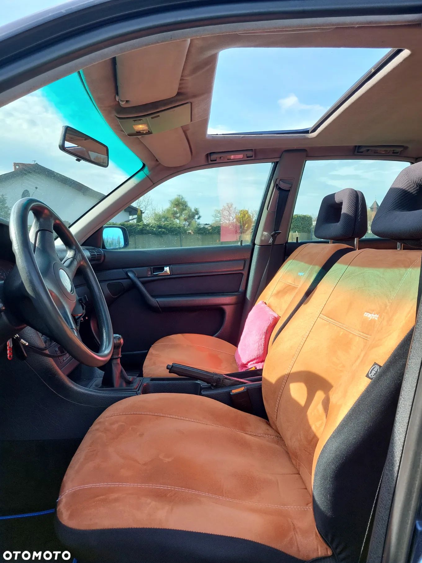 Audi 100 2.6 E - 1