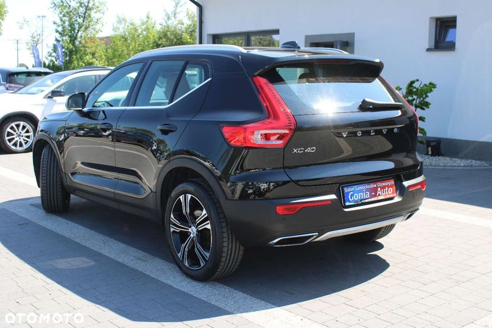 Volvo XC 40 - 4