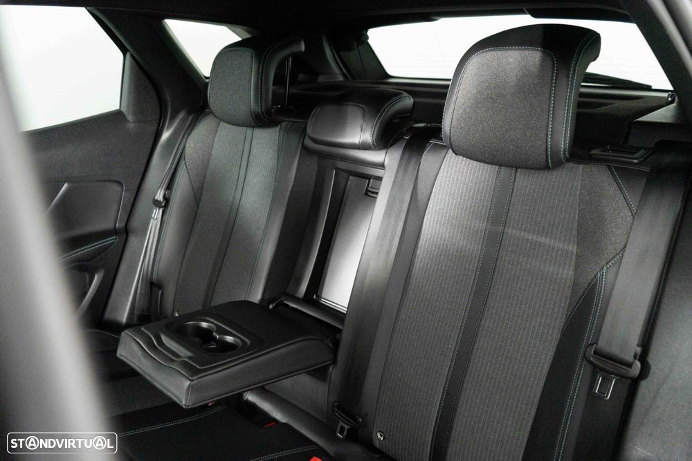 Peugeot 3008 1.6 Hybrid Allure Pack e-EAT8 - 11