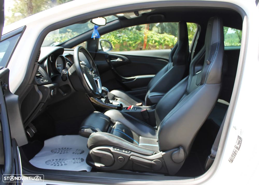 Opel Astra GTC OPC S&S - 7