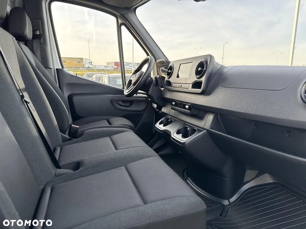 Mercedes-Benz Mercedes-Benz Sprinter 317 4325 Furgon 9G-tronic - 23