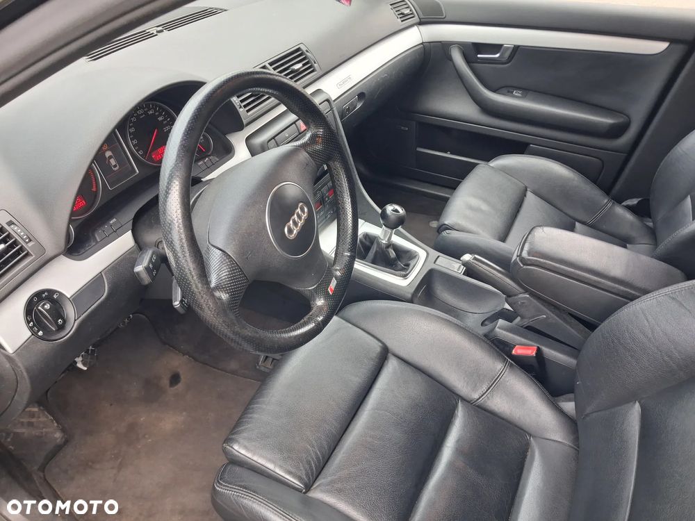 Audi A4 Avant 3.0 quattro - 11