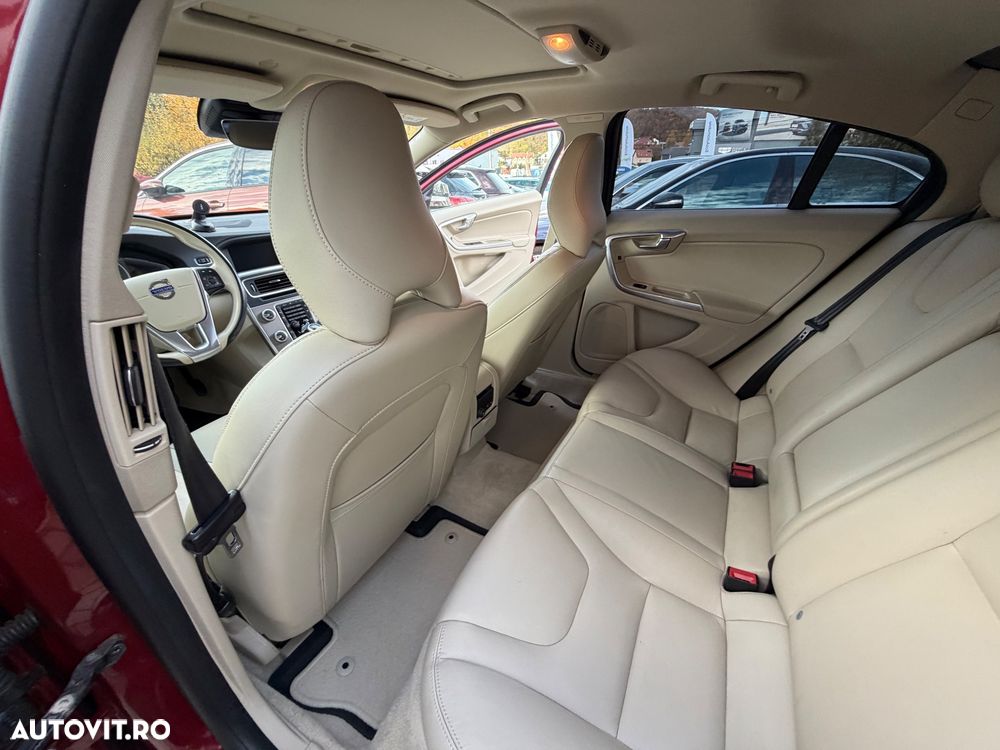 Volvo S60 - 34