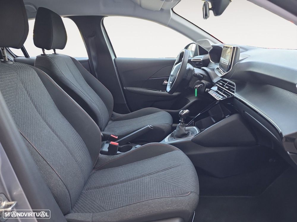 Peugeot 208 1.2 PureTech Style - 15