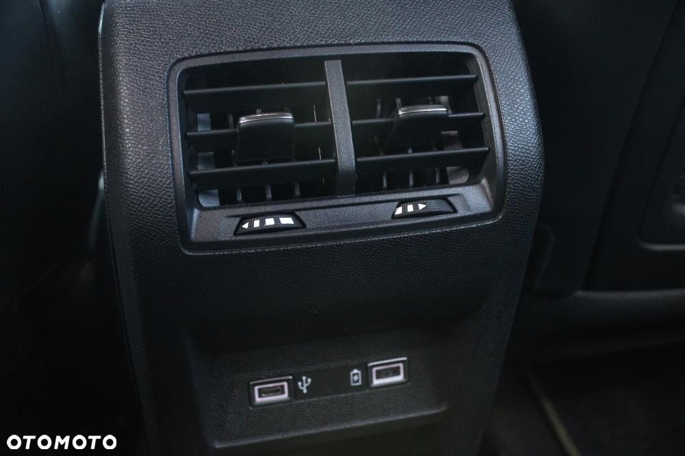 Peugeot 308 - 26