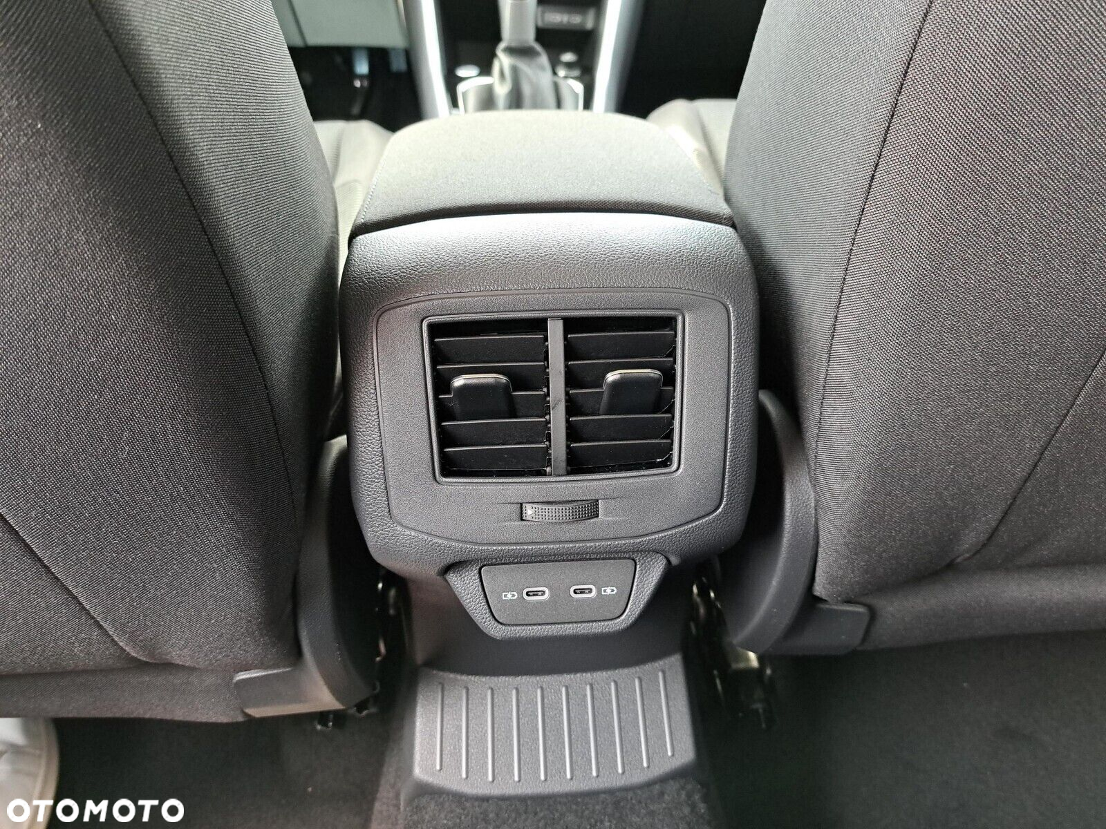 Volkswagen T-Roc 1.5 TSI Life Plus DSG - 14