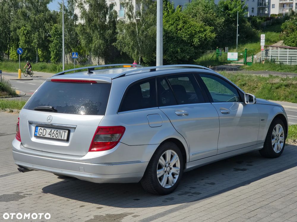 Mercedes-Benz Klasa C 200 CDI BlueEff Avantgarde - 2
