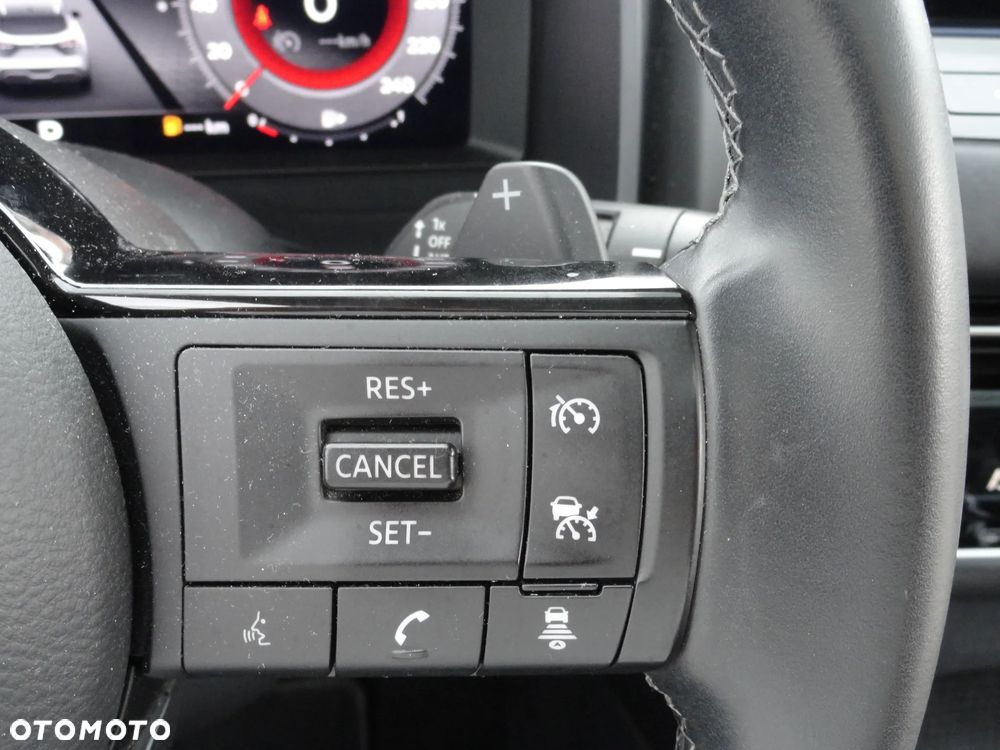 Nissan Qashqai 1.3 DIG-T MHEV Xtronic N-Connecta - 24