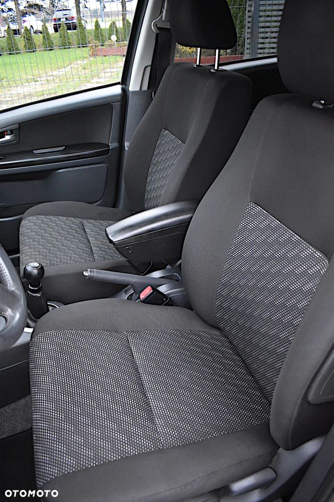 Suzuki SX4 - 6