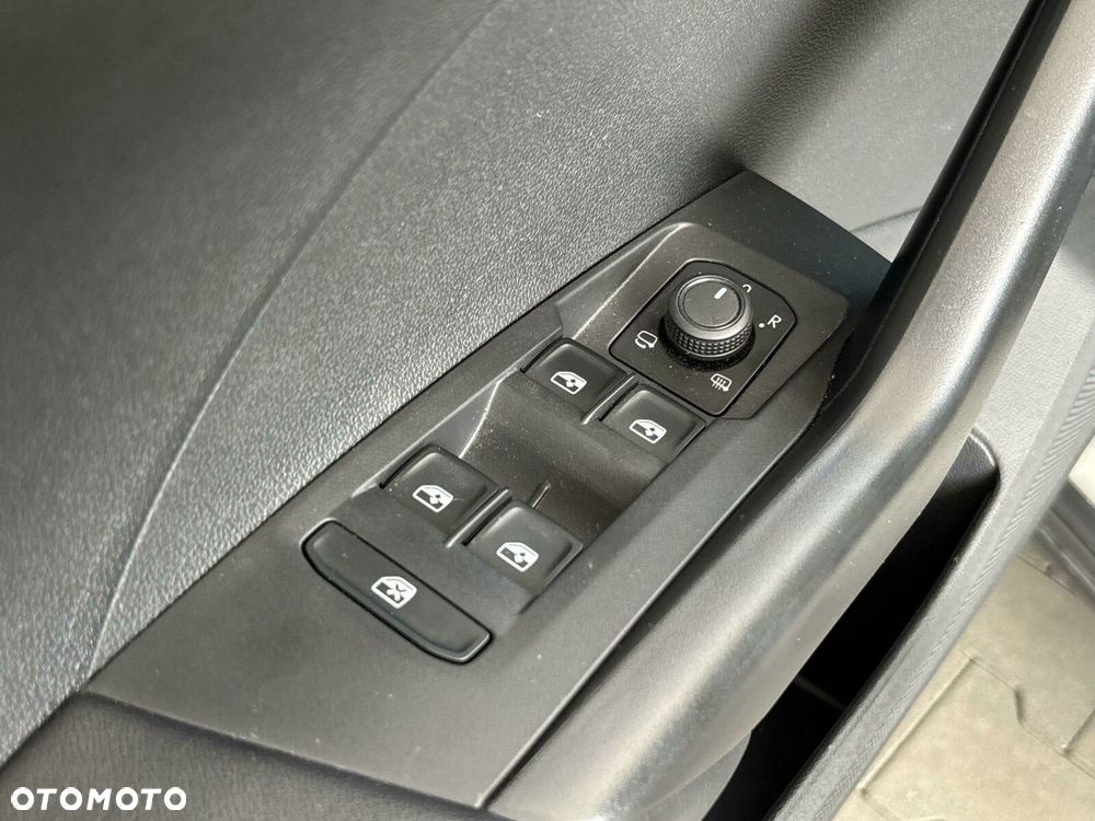 Volkswagen T-Cross 1.5 TSI ACT Life DSG - 17