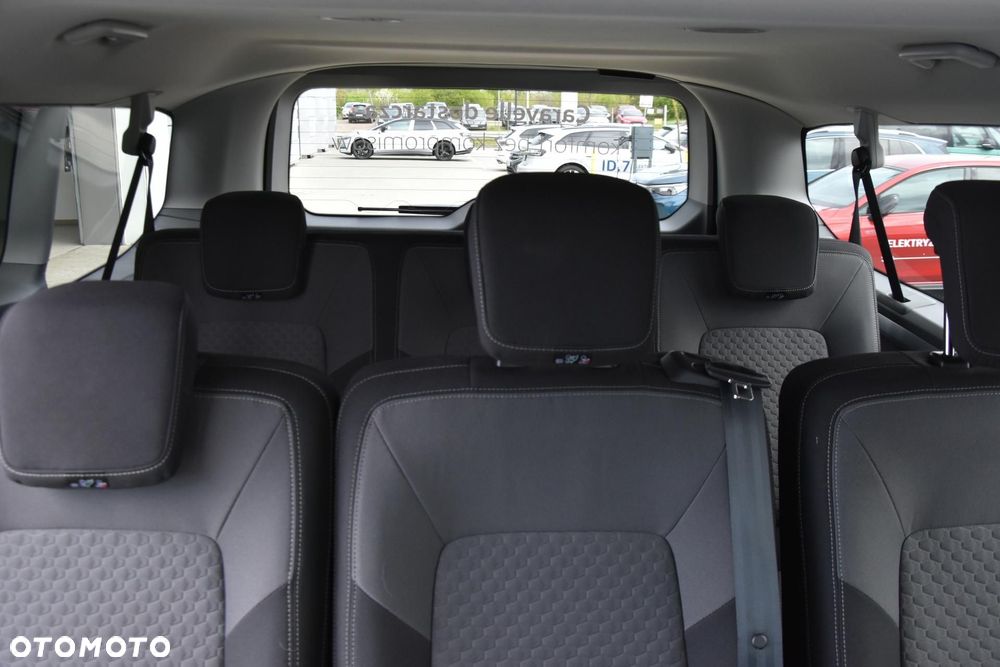 Volkswagen Caravelle - 13
