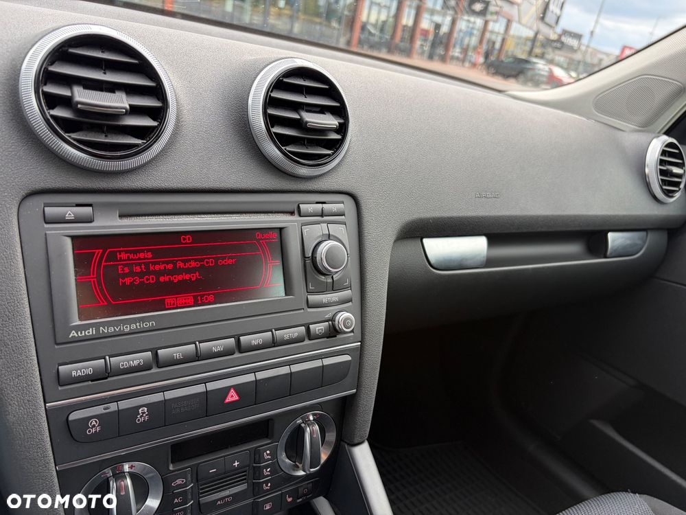 Audi A3 Sportback 1.4 TFSI Ambiente - 8