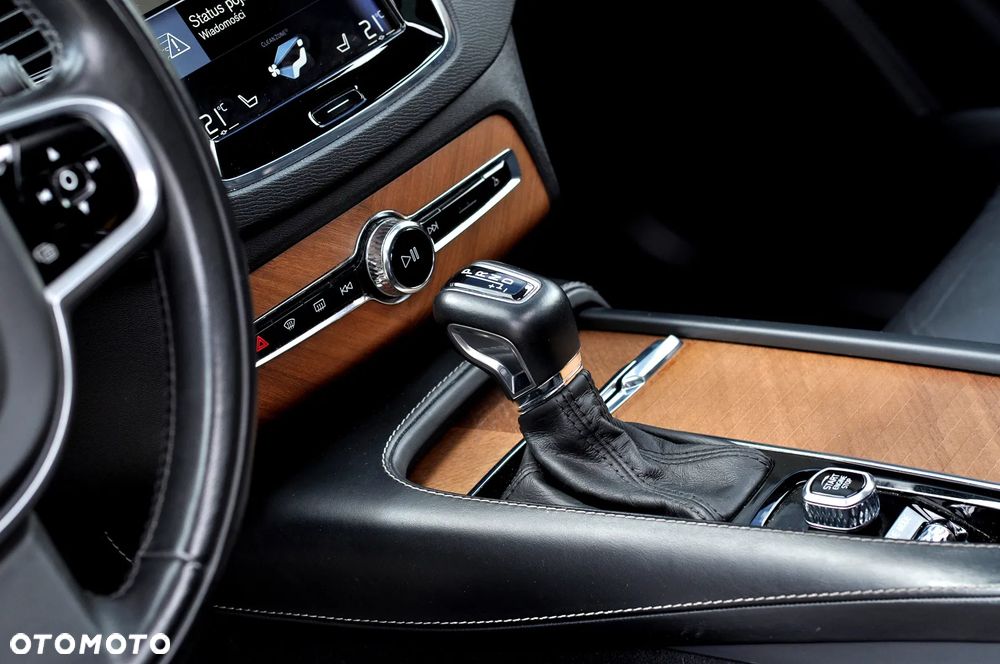 Volvo XC 90 D5 AWD Geartronic Inscription - 33
