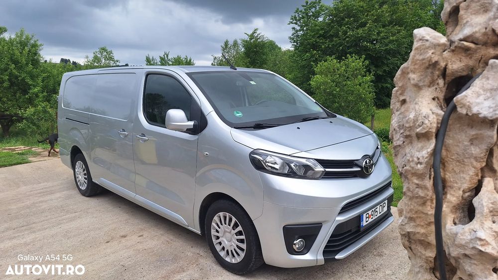 Toyota Proace - 1