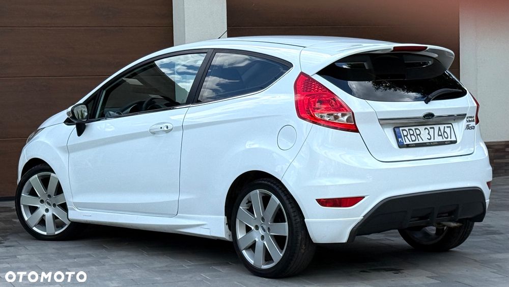 Ford Fiesta - 5