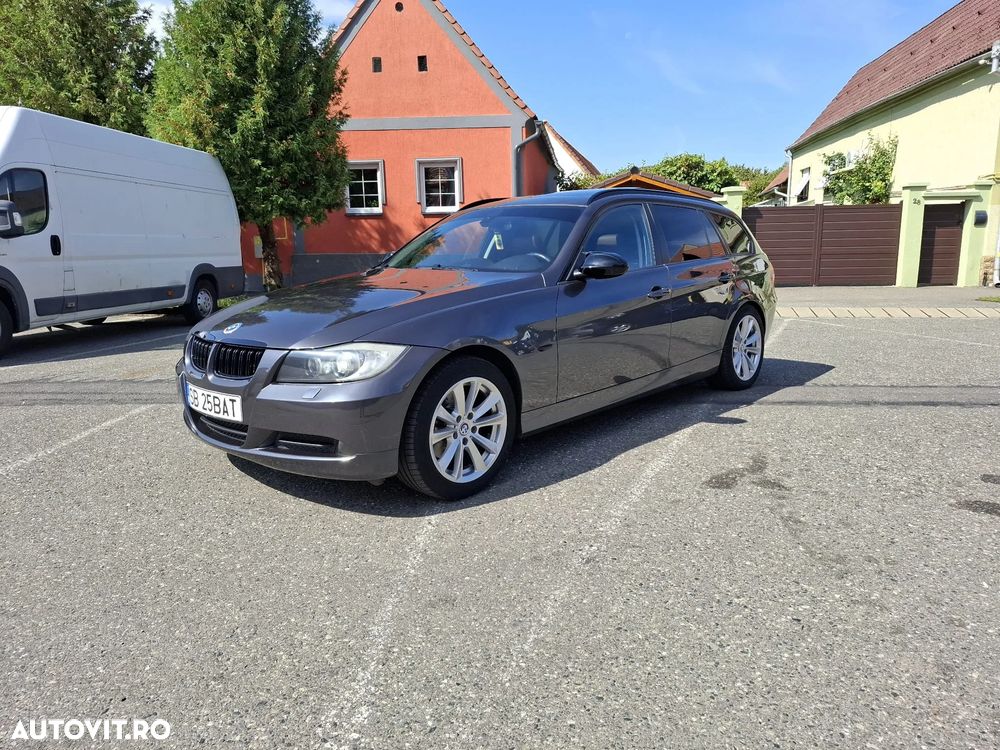 BMW Seria 3 318d DPF Touring - 1