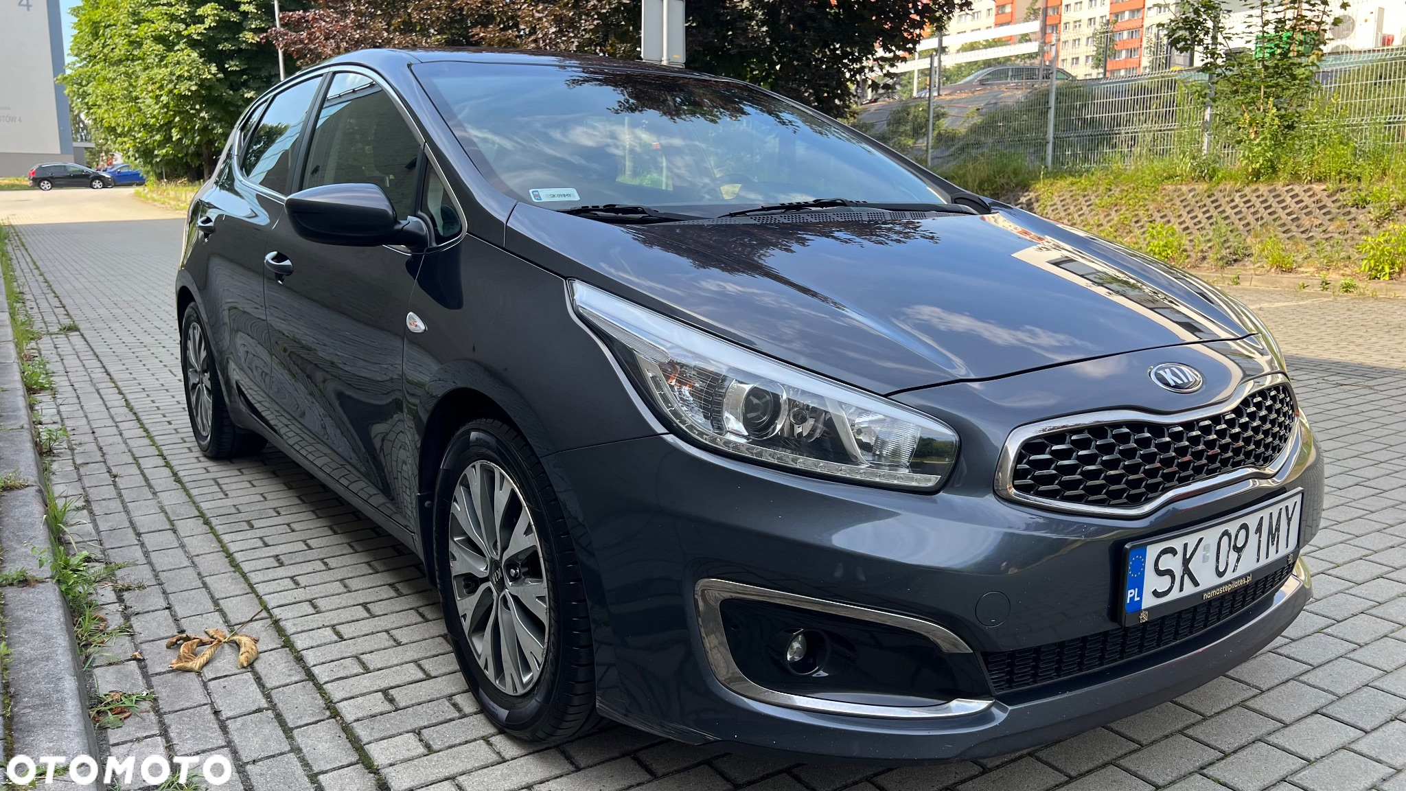 Kia Ceed 1.4 L Business Line Plus - 2