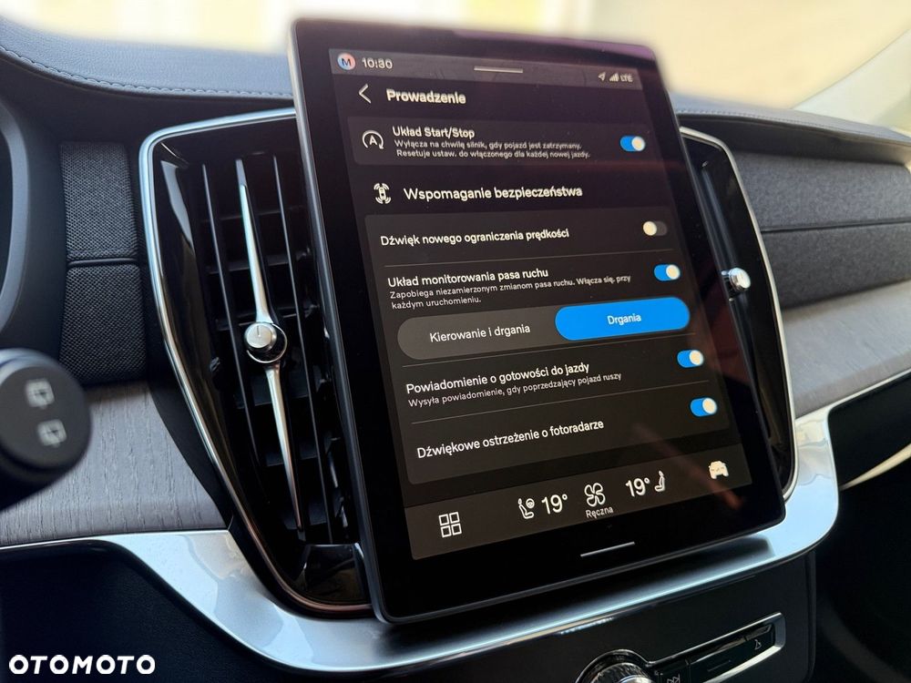 Volvo XC 90 - 25