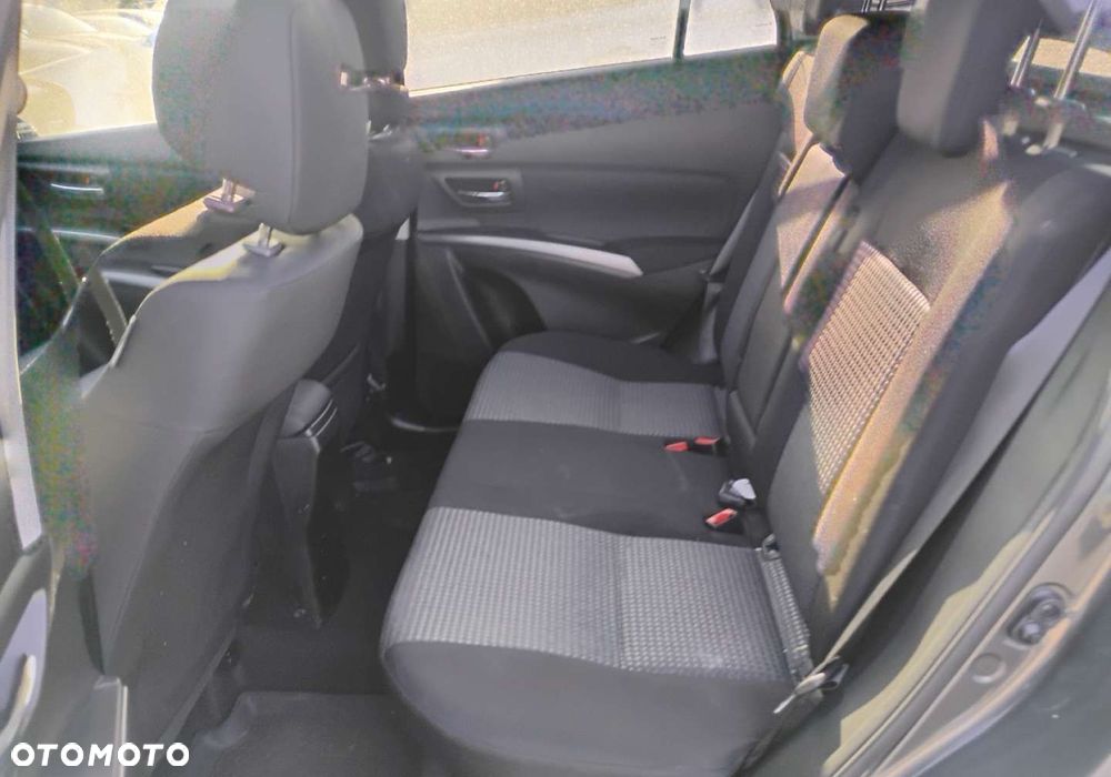 Suzuki SX4 S-Cross - 10