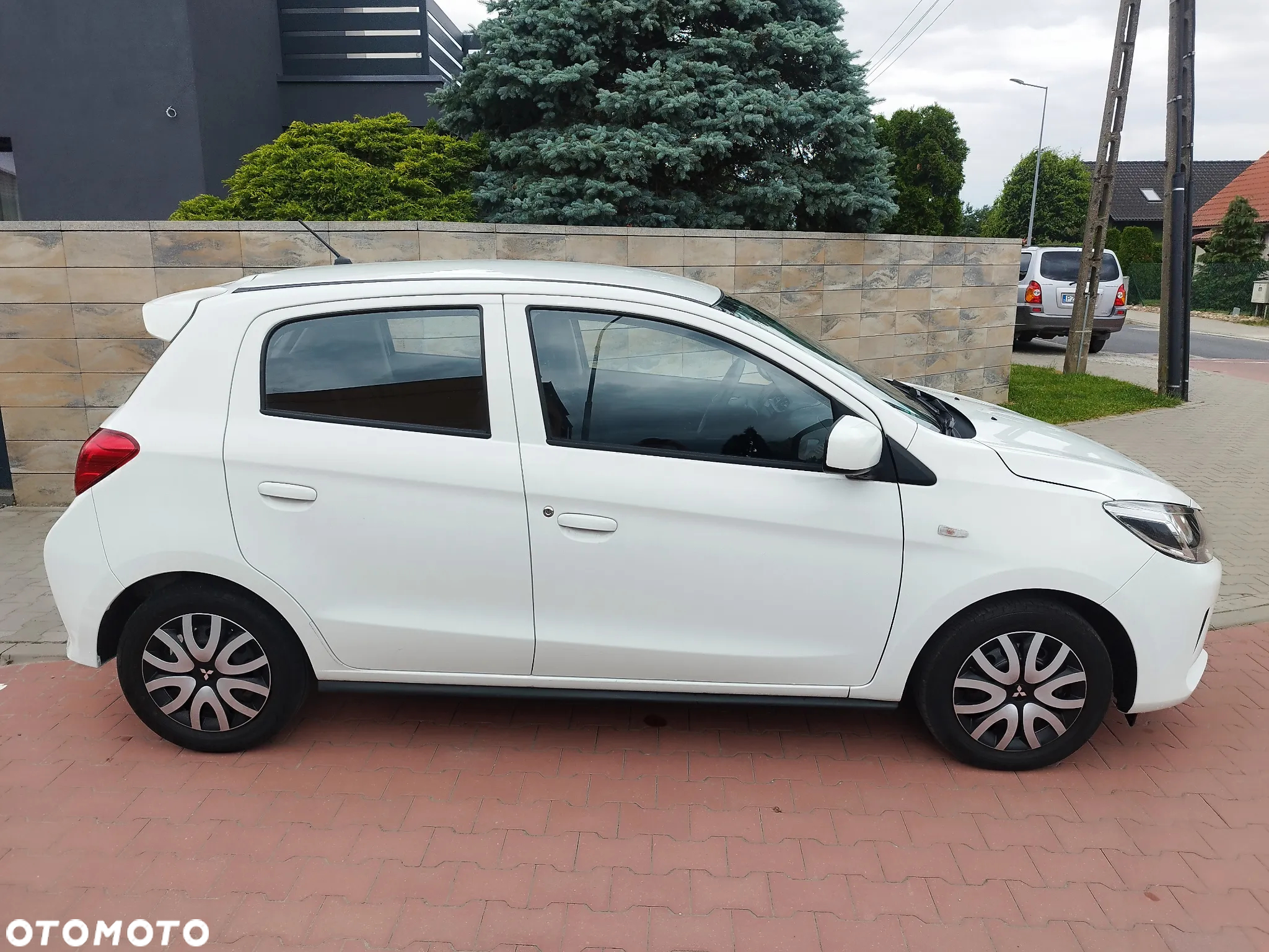 Mitsubishi Space Star 1.0 Clear Tec Plus - 8
