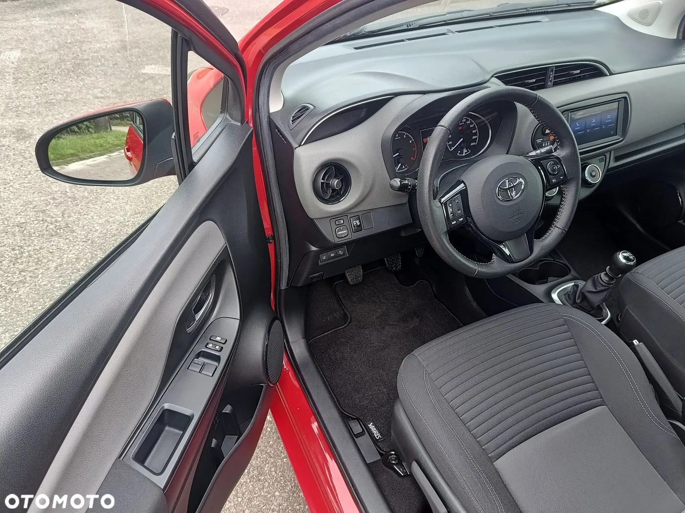 Toyota Yaris - 7