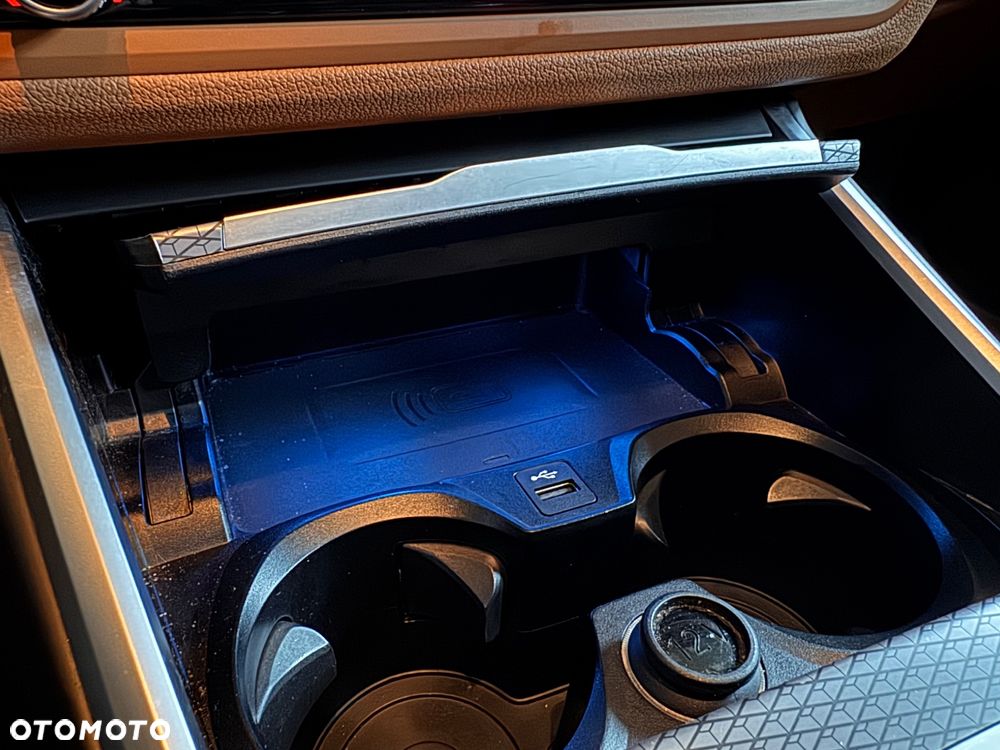 BMW Seria 3 320d xDrive mHEV M Sport sport - 26