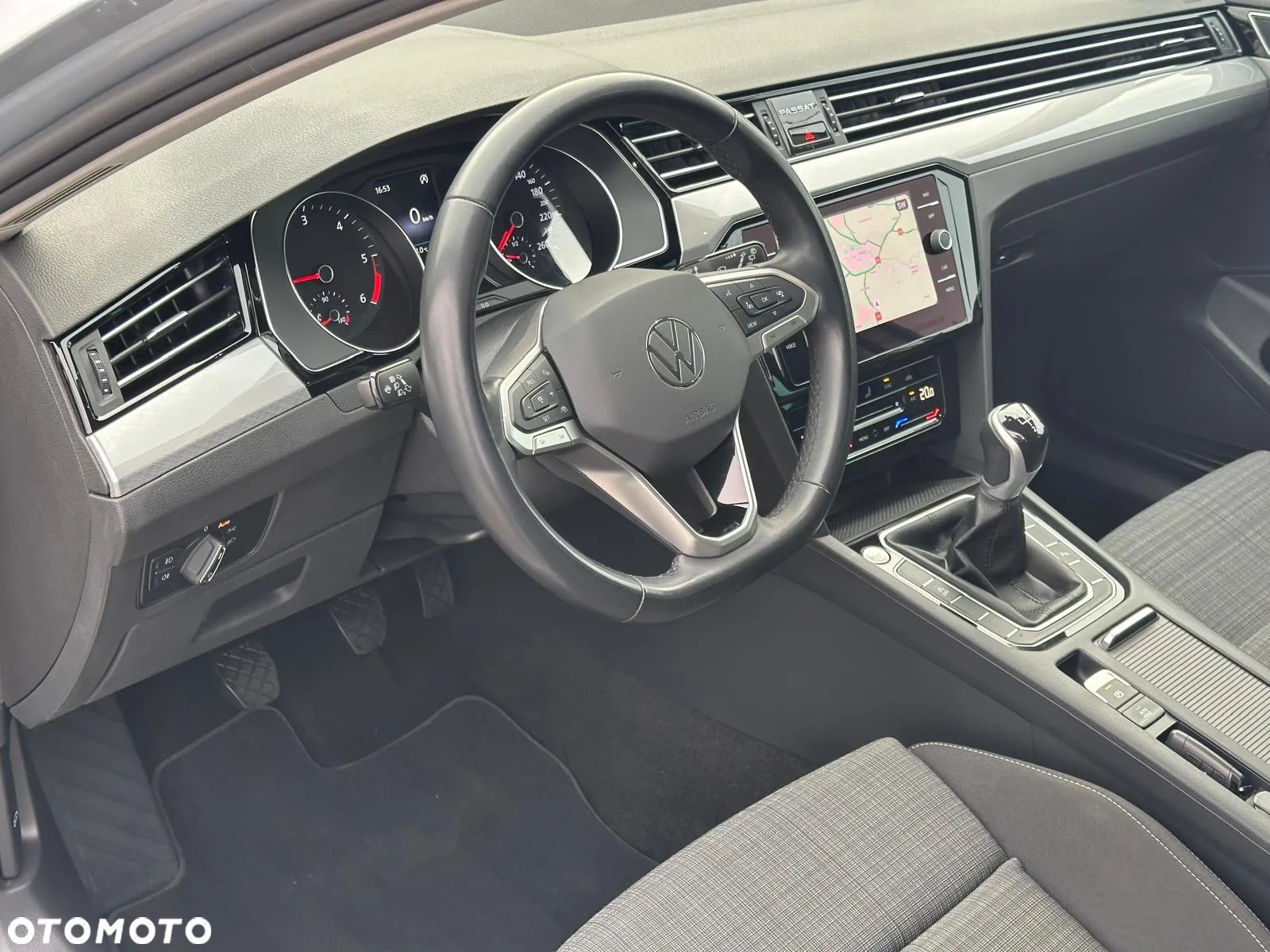 Volkswagen Passat 2.0 TDI EVO Business - 18