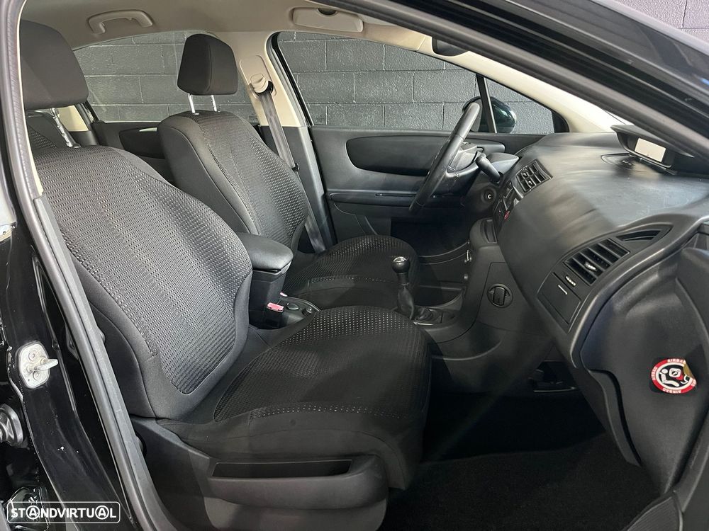 Citroën C4 1.6 HDi SX - 11