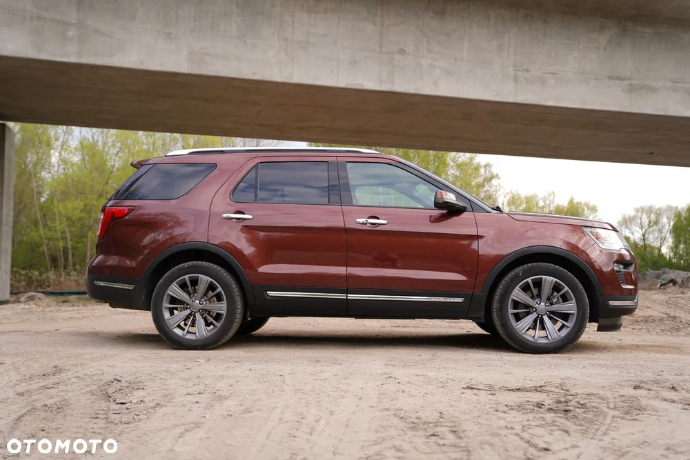 Ford Explorer - 7