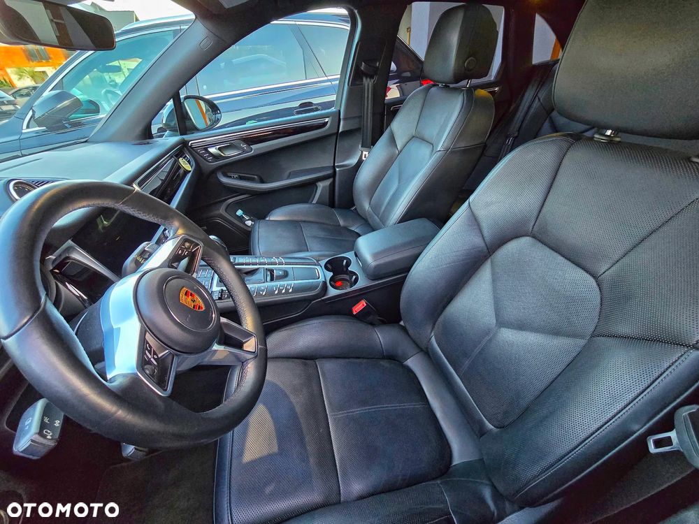 Porsche Macan Standard - 23