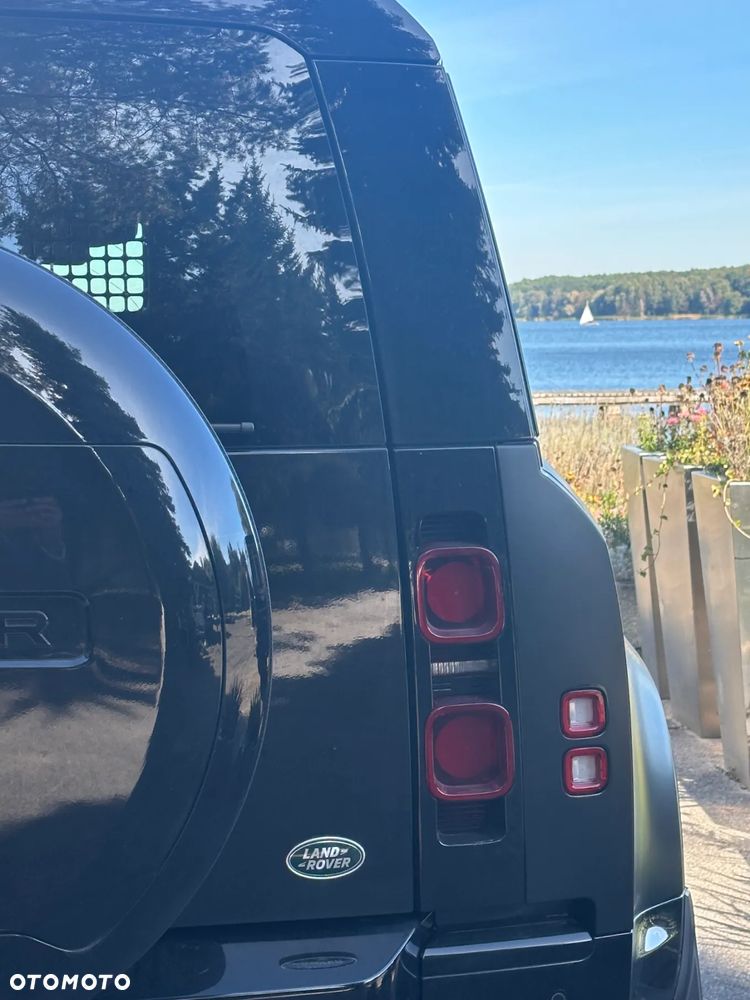 Land Rover Defender - 14