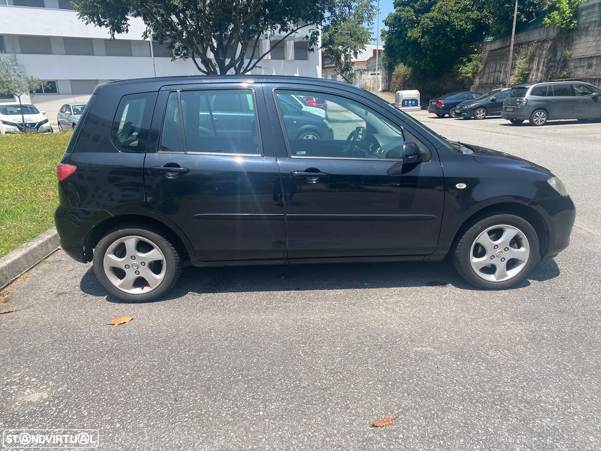 Mazda 2 - 3