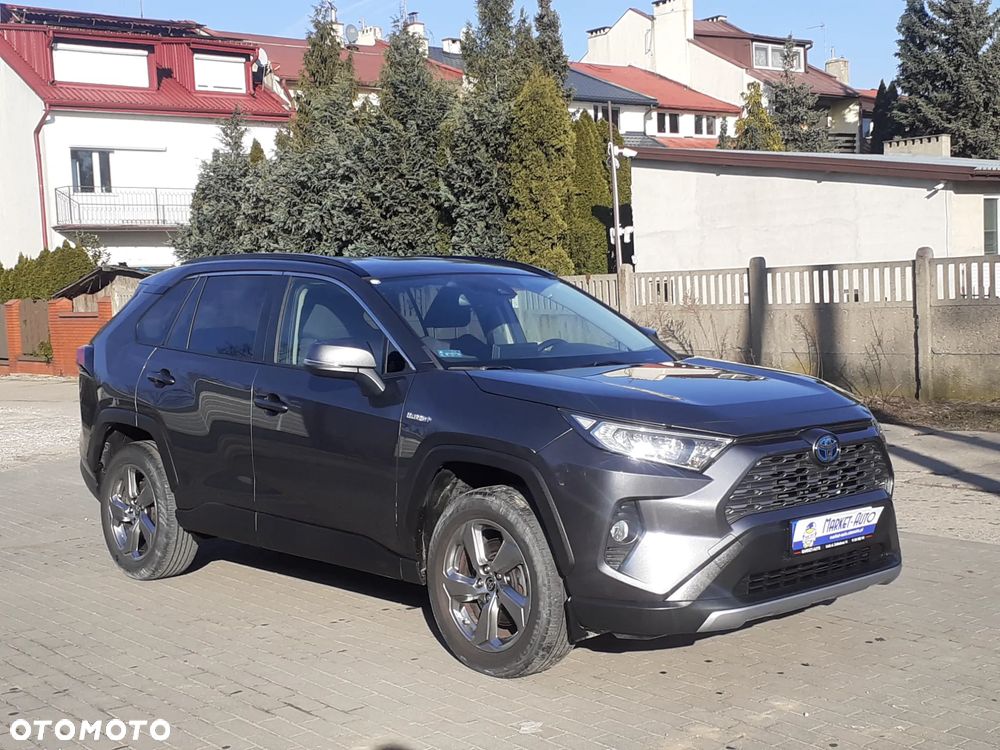 Toyota RAV4 - 10