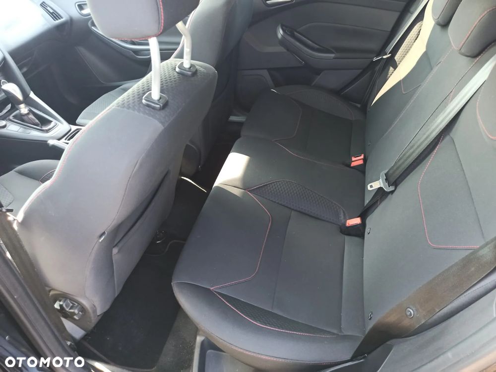 Ford Focus 1.0 EcoBoost ST-Line - 13