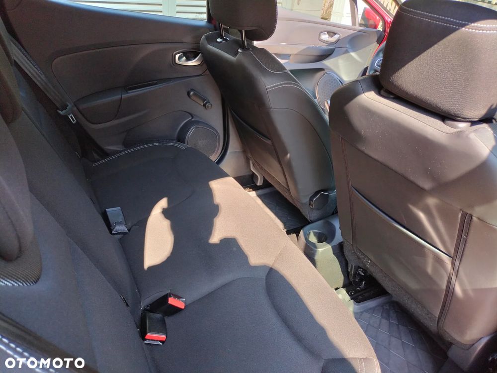 Renault Clio 0.9 TCe Limited - 15