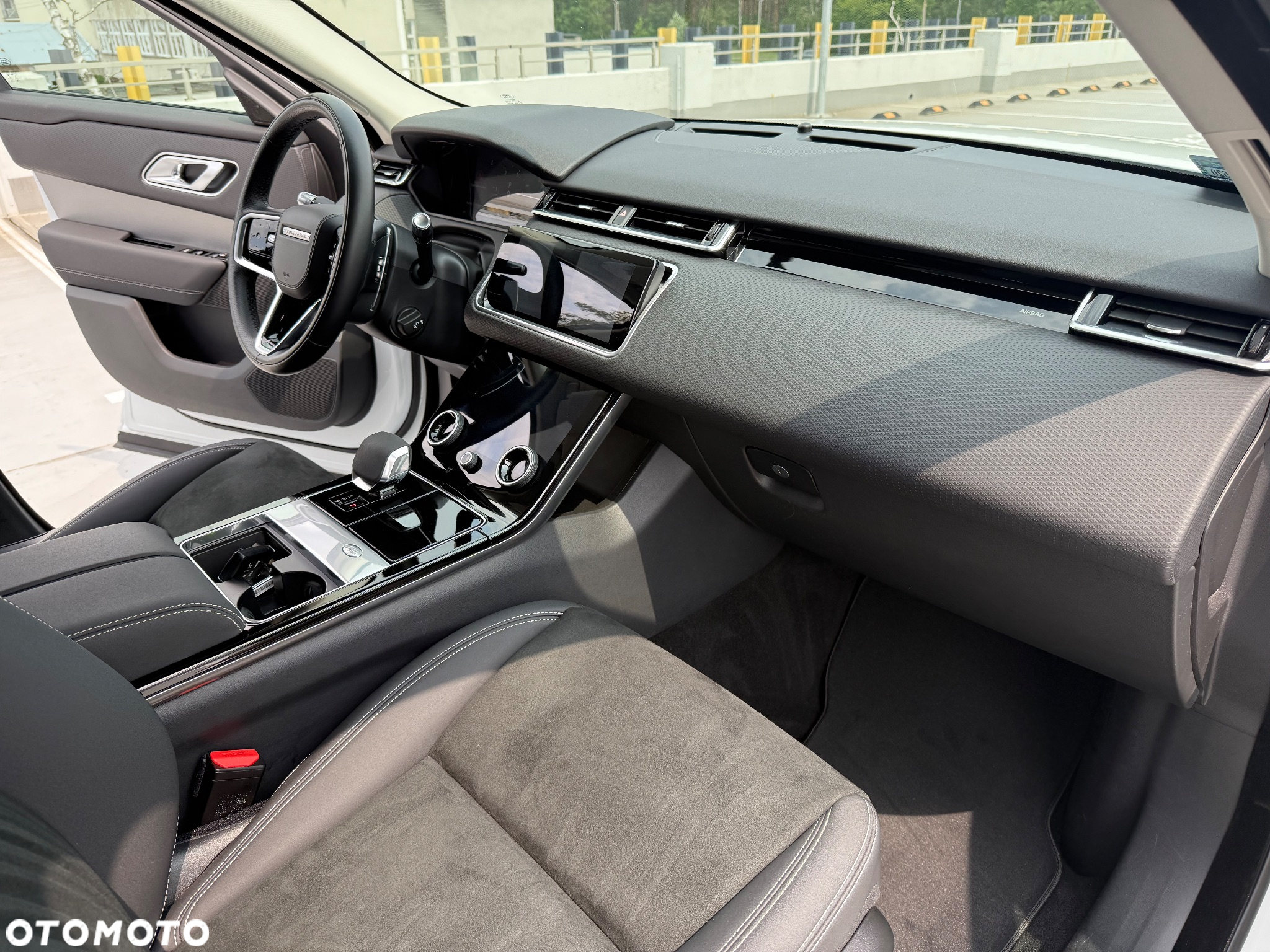 Land Rover Range Rover Velar 2.0 D200 mHEV - 17