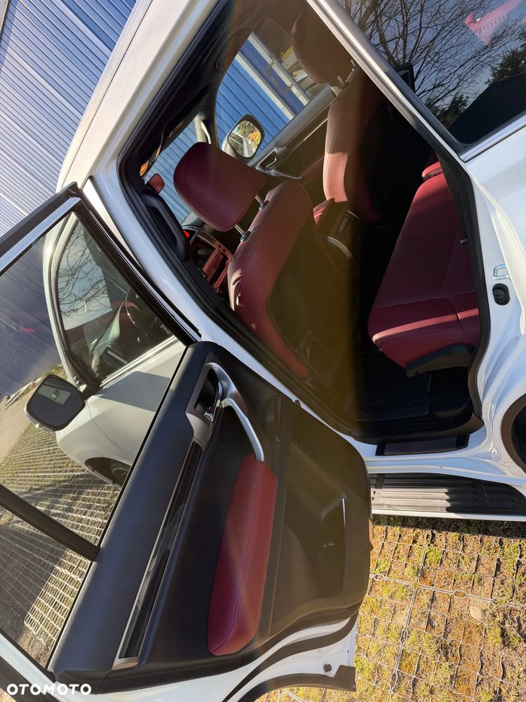 Lexus GX - 9