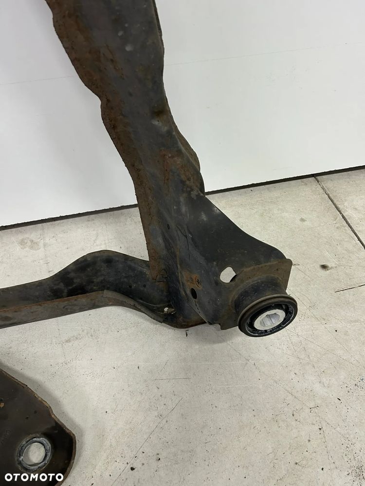 Volvo S60  II 2013- 2018 31360345 sanki przód przednie  kołyska wózek rama - 5