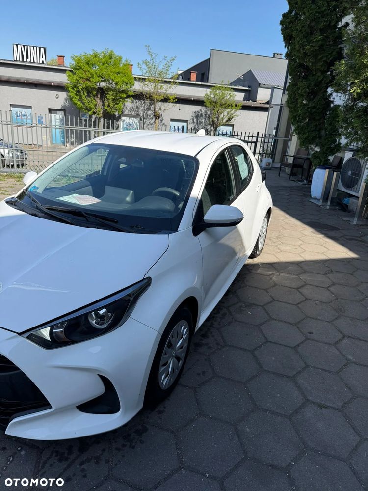Toyota Yaris 1.0 Active - 1
