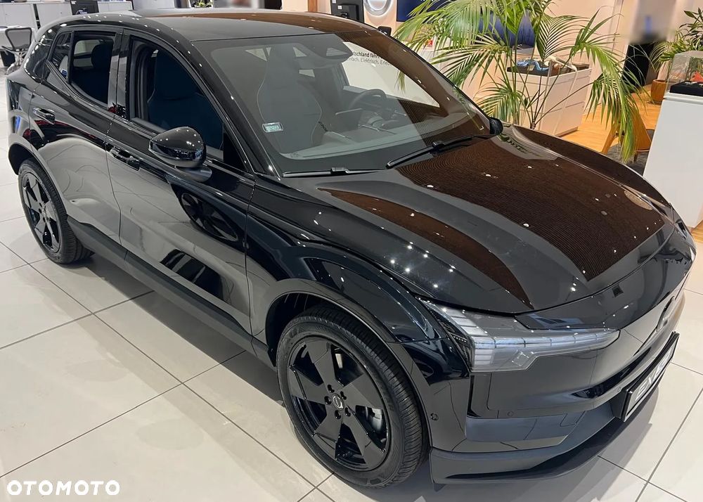 Volvo EX30 69kWh Single Motor Long Range Plus Black Edition - 9