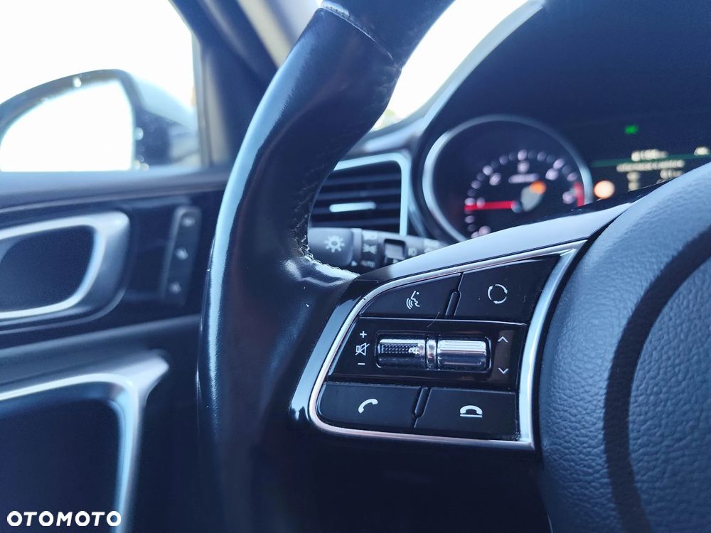 Kia Ceed 1.6 CRDi mHEV Business Line - 11