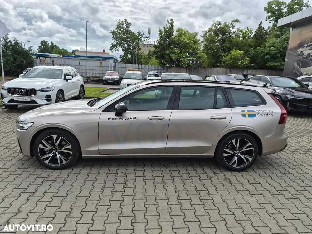 Volvo V60 B4 MHEV AT Plus Dark - 9