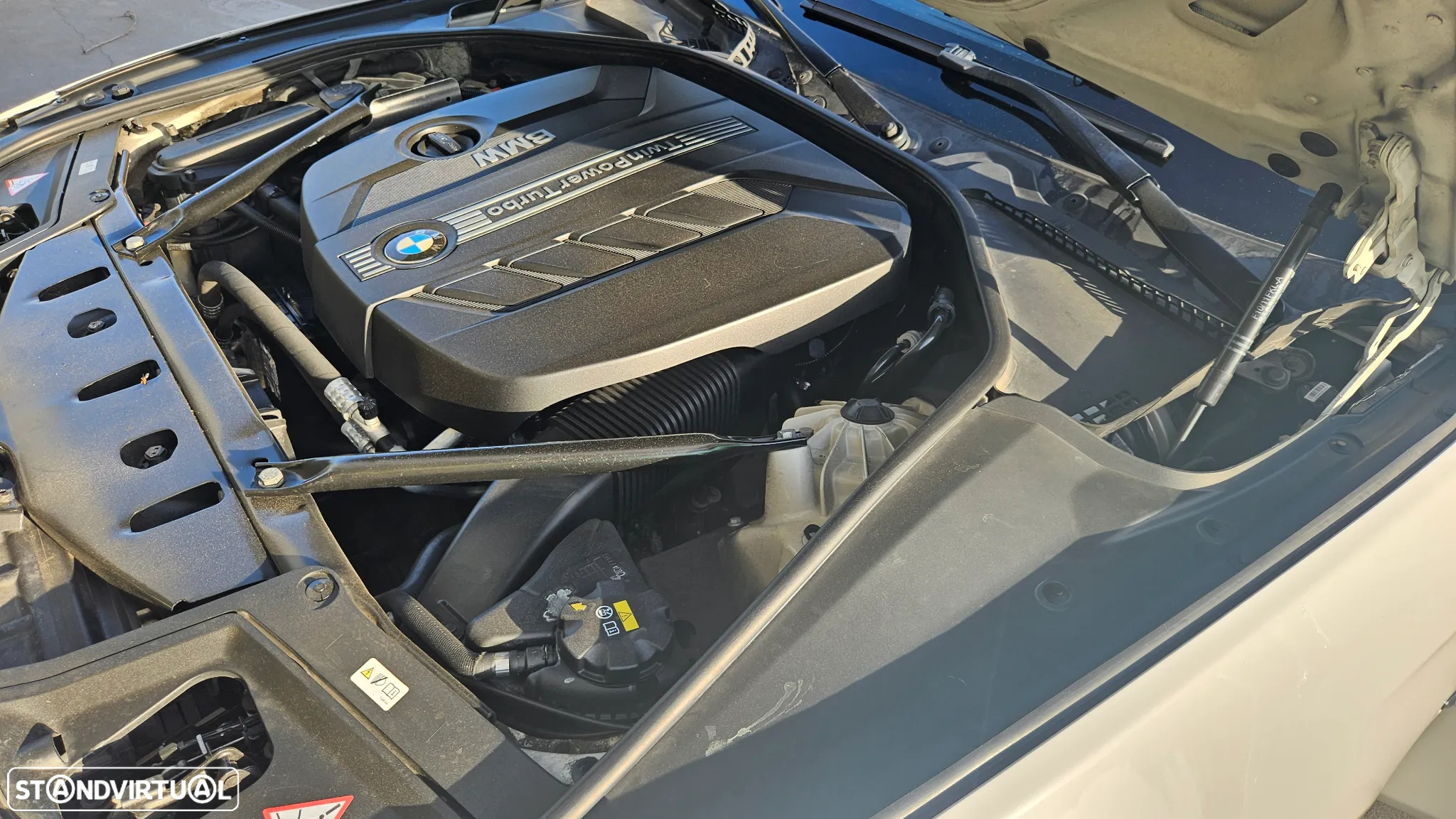 BMW 525 d Pack M Auto - 28
