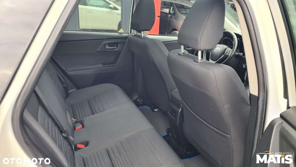 Toyota Auris - 27