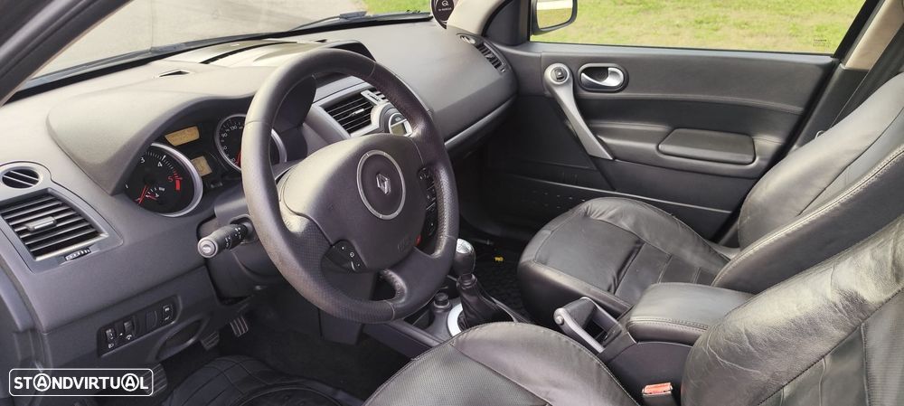 Renault Mégane Break 1.5 dCi Dynamique S - 11