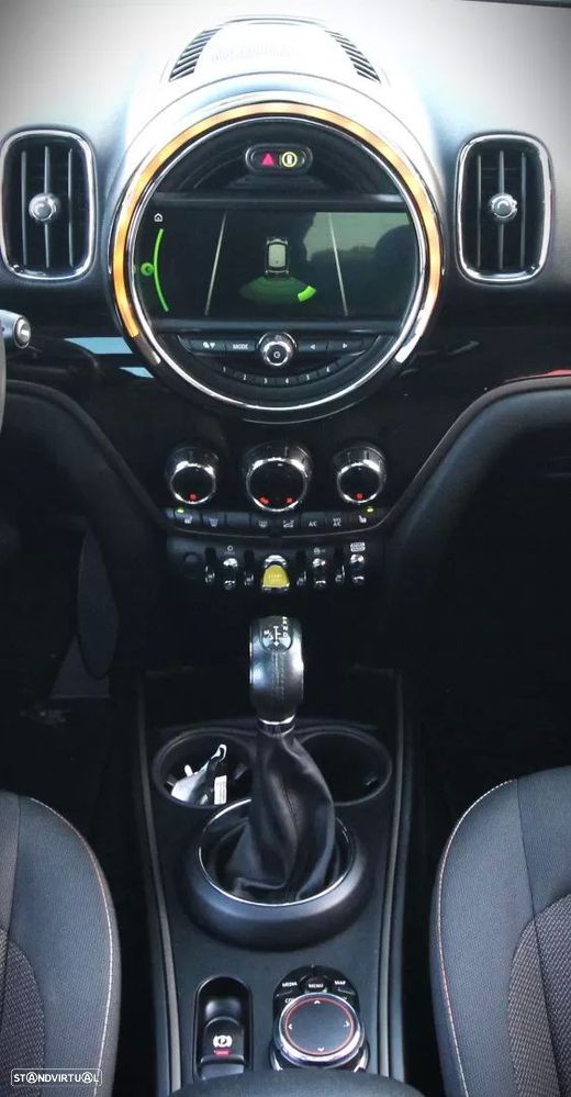 MINI Countryman Cooper SE ALL4 Auto - 29